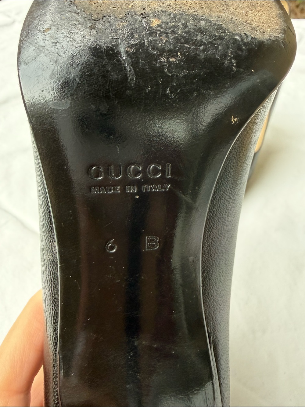 Gucci Black Leather Pointed-Toe Pumps - Picture 5 of 7